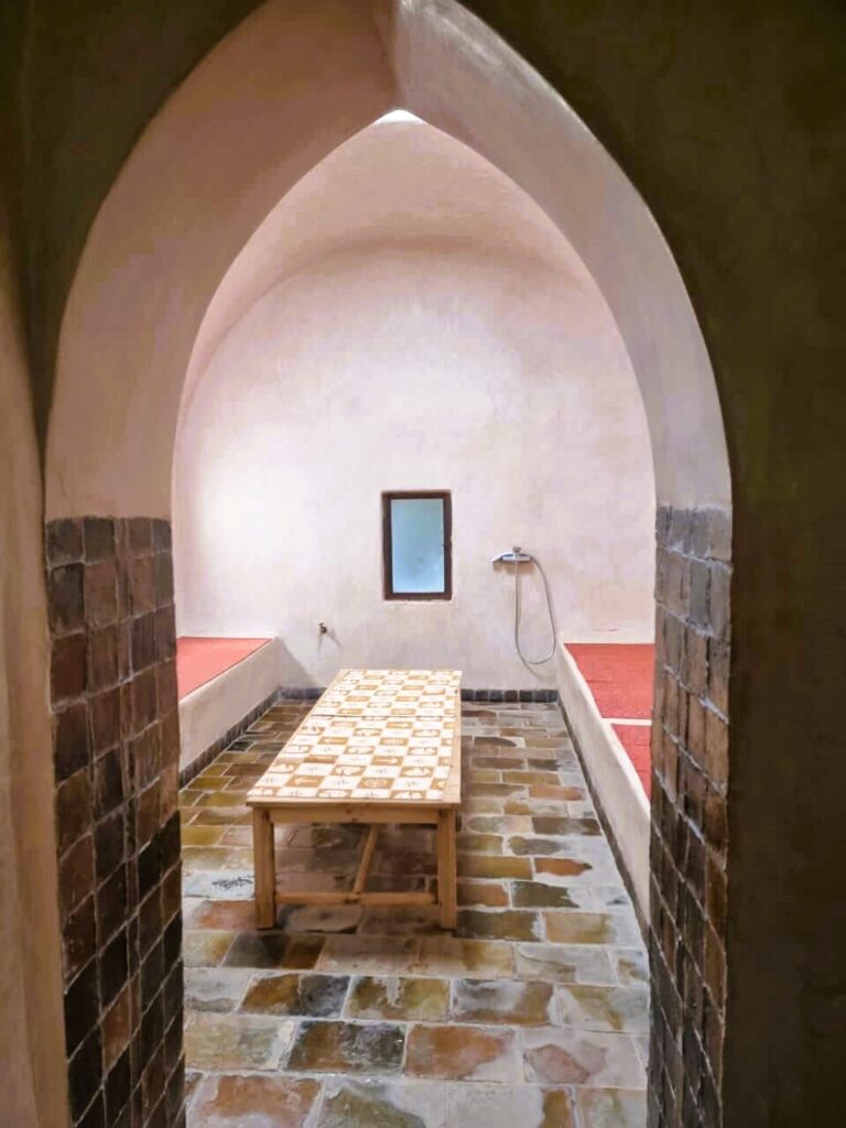 Dar Al Hossoun's naturally lit adobe styled hammam