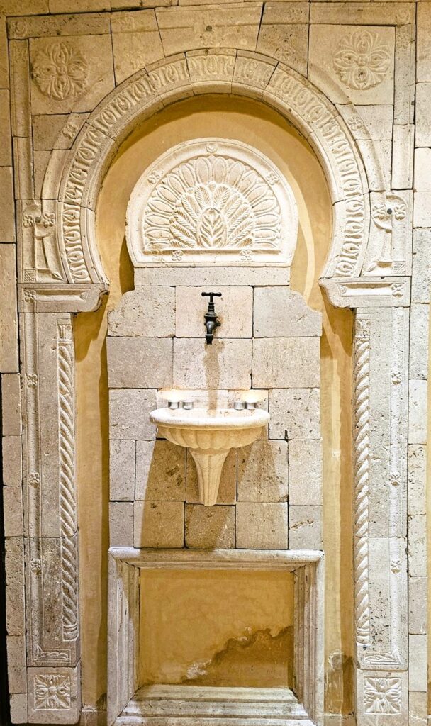 an image an old fashioned sink at Mövenpick Resort & Marine Spa 