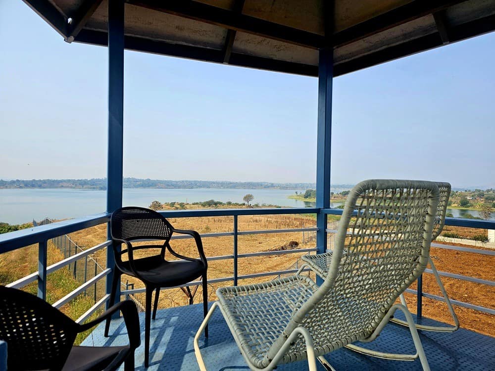 a rocking chair on the viewing platform at Nirvana Naturopathy Retreat and Hospital 