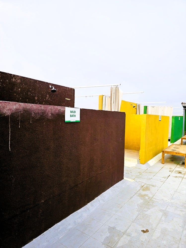 Mud, Heldi and Neem Bath on the roof terrace