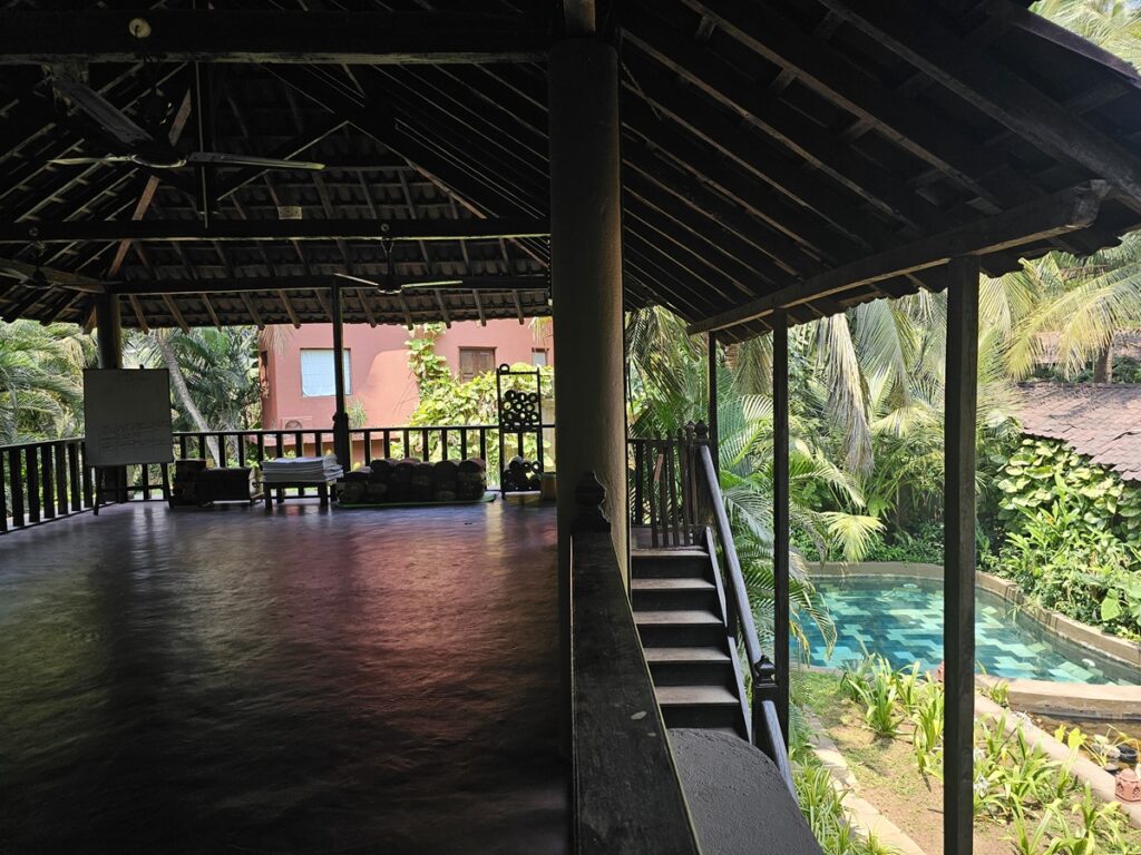 shows upstairs open yoga shala Ashiyana Yoga Retreat, Goa, India 
