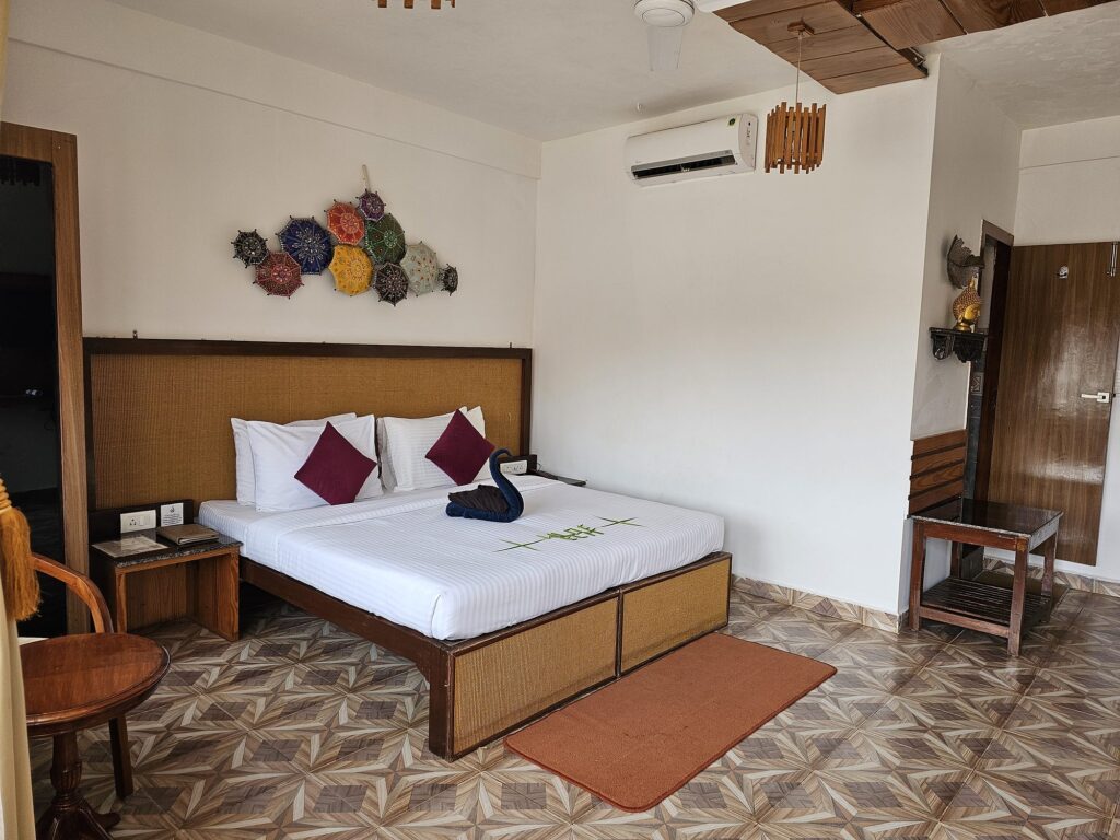 the bedroom at Veda5 Goa 