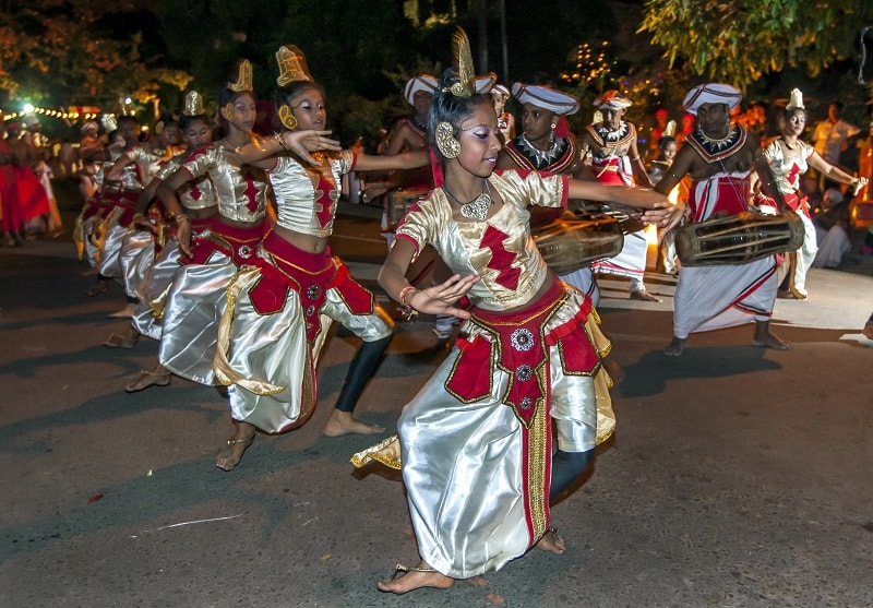 Kandian dancers